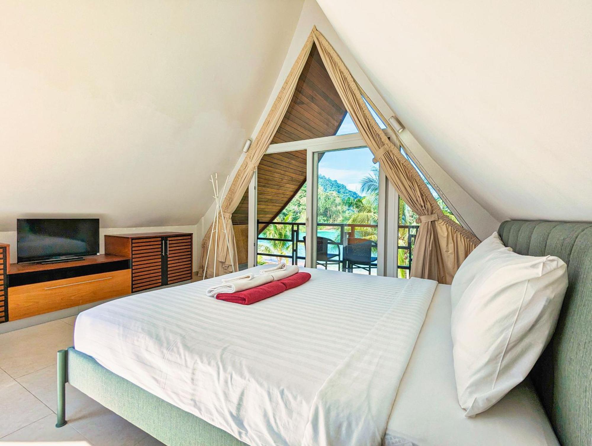 Half Moon Beach Villa - By Kohchangvillas Koh Chang Luaran gambar
