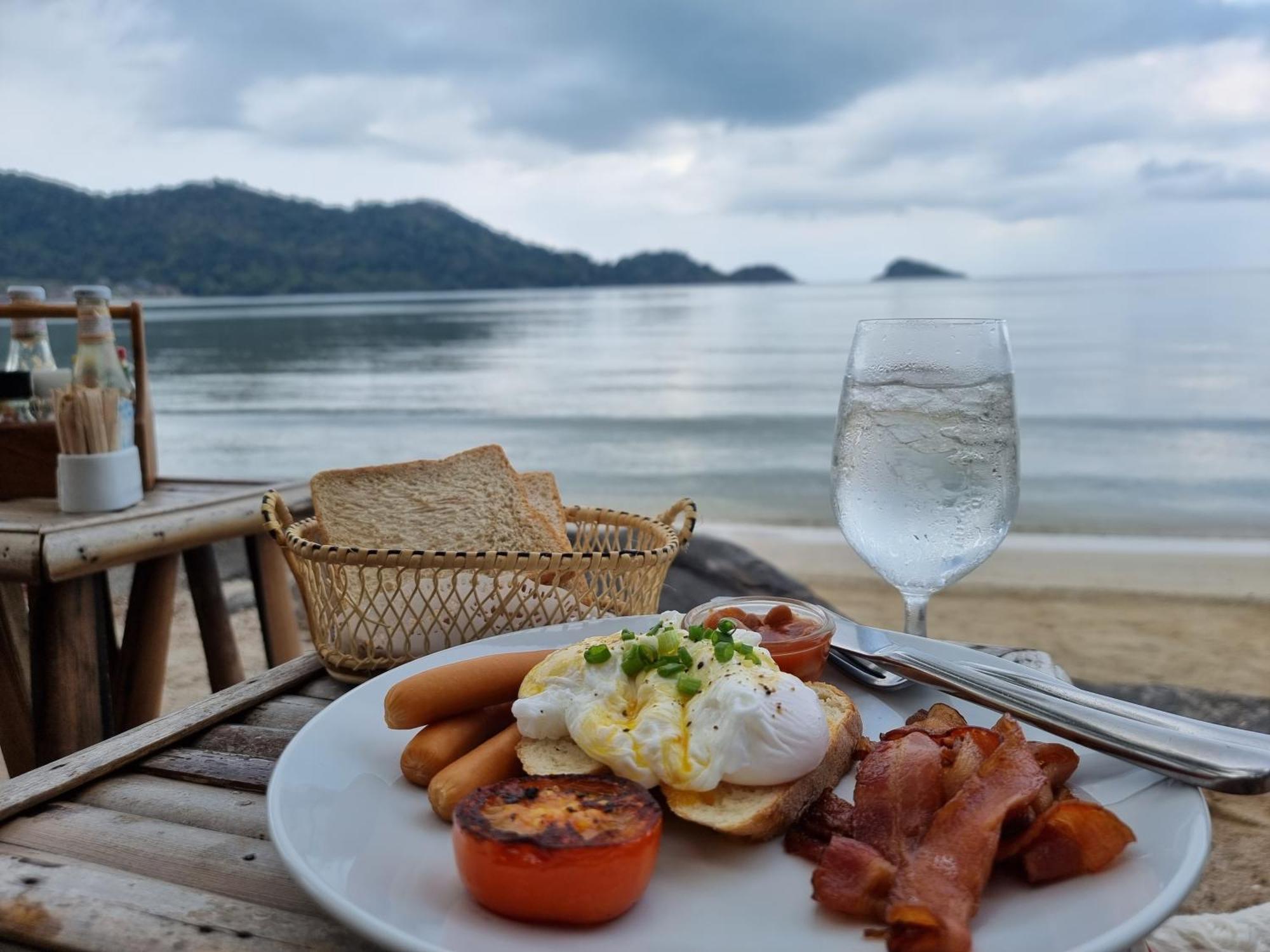 Half Moon Beach Villa - By Kohchangvillas Koh Chang Luaran gambar